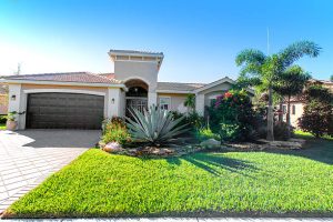 Fort Myers Home Landscaping Service residential2 300x200